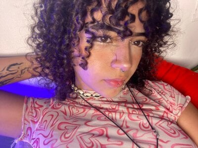 Lexie_Bell_: Curly hair<3 ( 3 фото)