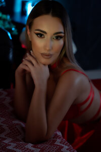 KylieBlaze Holiday Magic🎄 Pic