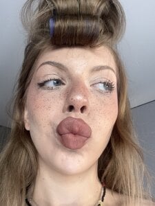 Hannah_Carr For u^^ Pic