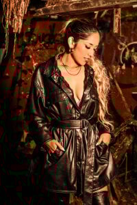 LiaHarpers just one night Billede 2