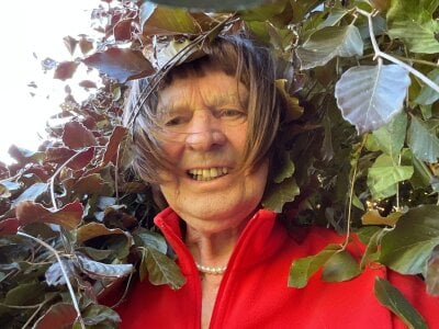 Dorle45 Schön ist es im Garten Pic 9