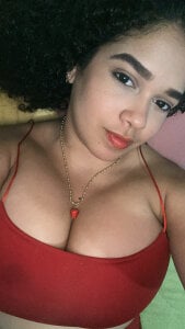 CoralHarmon Red❤️ Pic