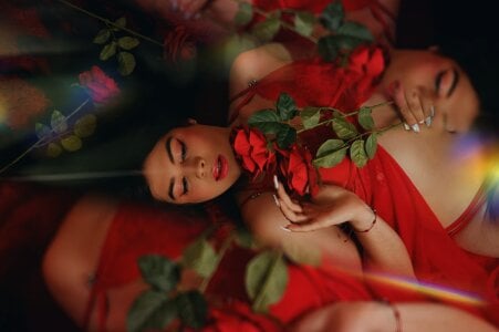 isadoraallen_1 Simple girl 🎁 Valentine´s day 🌹 Gambar