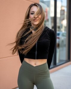 Public de VictoriiaCarsoon  Imagens