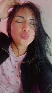 Emy_cutee Public Pic 2