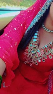 cutepragya2 Public slika 2