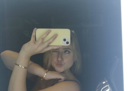 Lulu___Moon: Me ^- -^ ( фото)