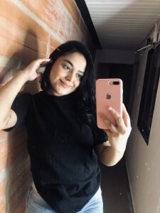 Sweet_xuee18 What a beautiful smile, what beautiful eyes Foto 4