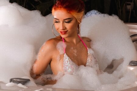 Alison_Ivanova 🩷 slika 4