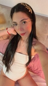 aprilqueenie Sexy Girl😈 Pic 2