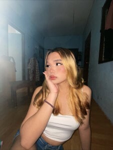 sweetmika21 lets have fun Pic