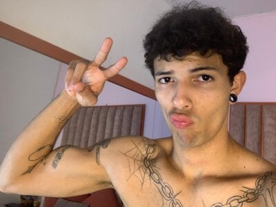 Enzo_Hunter new about me Pic 5