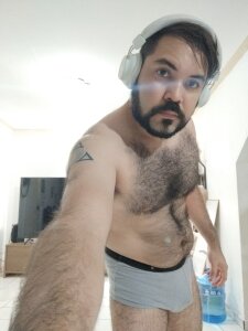 Lico316 Pequeño amo de casa Pic