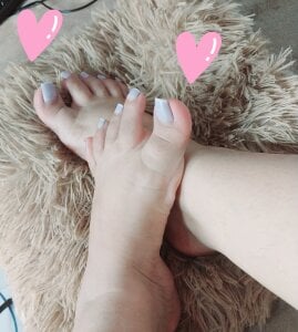 keterinjones--11 My feet are warm for you 👣👣👣🔥🔥🔥 зображення