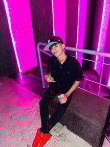 StickmendezのPublicの 2枚の写真