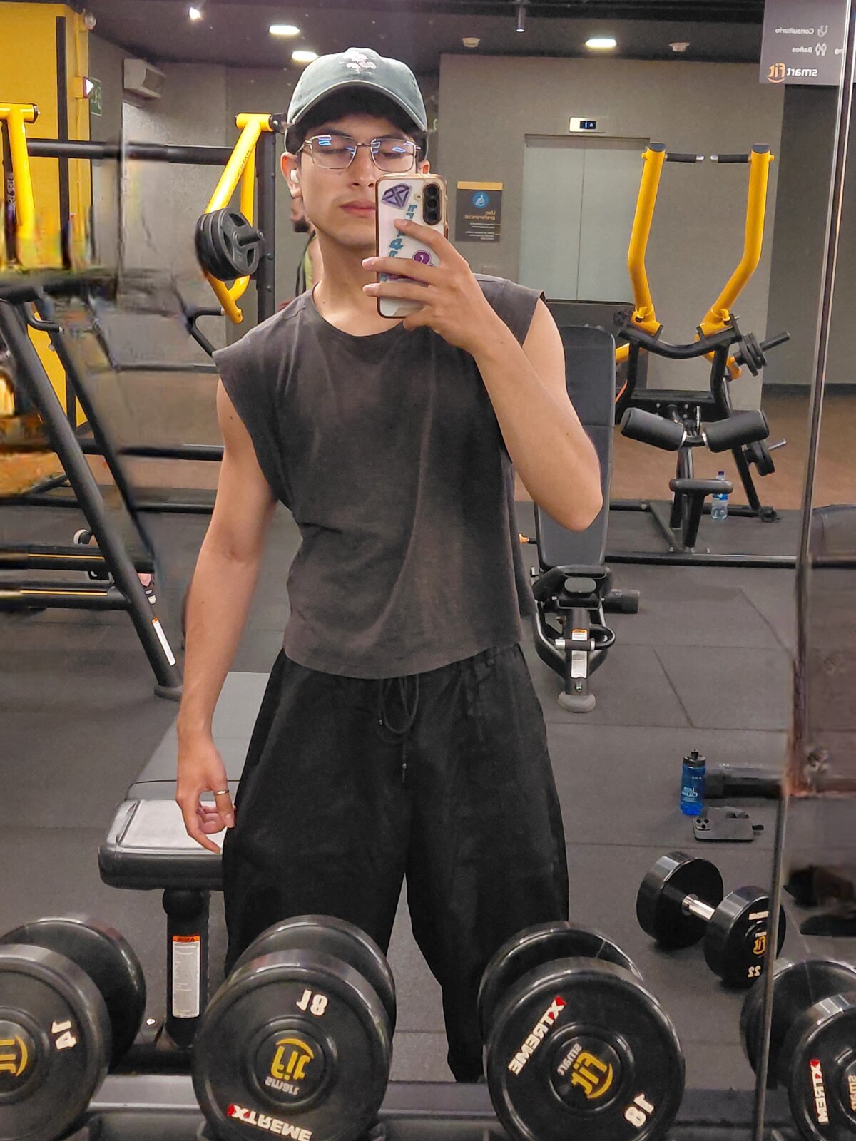 Aaron_Eze Foto en Tendencia 1732