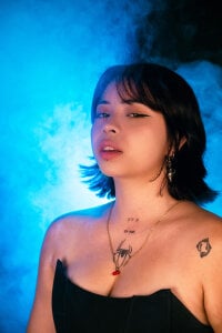 IzisLust Smoke Pic 8