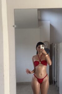 emilyy1_ Public slika 4