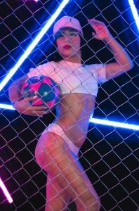 I've thought of several things to do with you... do you want me to give you a spoiler? de miss__allison  3 Imagens