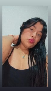 April_Becker I'm dying for a little kiss from your lips 😋😜 Pic 2