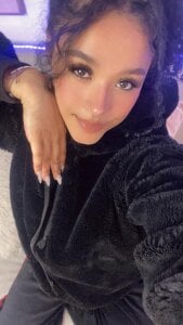 crystal_dlun HI Pic 3