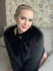 Emma4you Public Photo 4