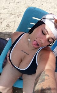 Daniela_RodrigueZz: Me and the Latin heat🍸✨ ( фото)