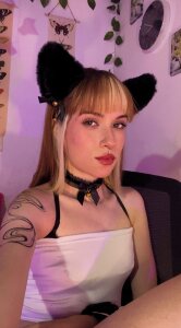 Cute kitten😋 od AlaskaFlowerss1_  8 snímek