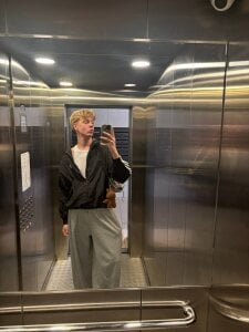 Public de olivertasty  2 photos