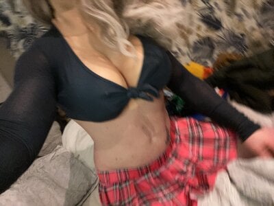 Twisted_n_raw Public Pic 3