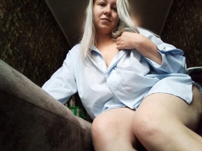 sarakatherin Public Pic 7