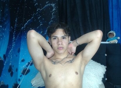 :3 de SemerHott  2 photos