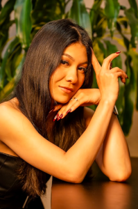 Julieta_Cortes__Pretty face close up图片