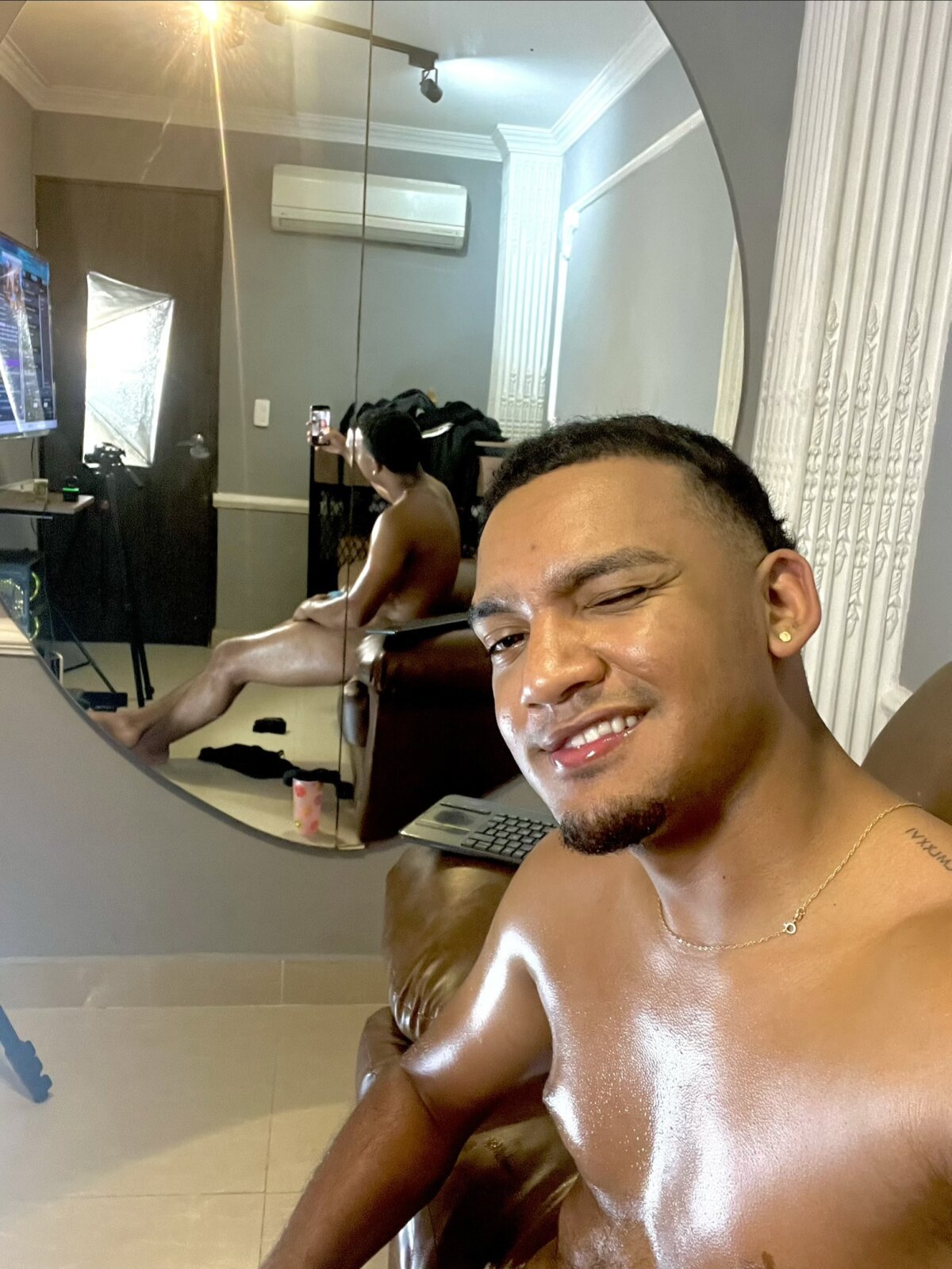 KleytonCollins Trendaava kuva 4896