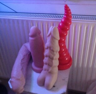 MissSluttyLeeloo Quelques uns de mes godes Pic 4