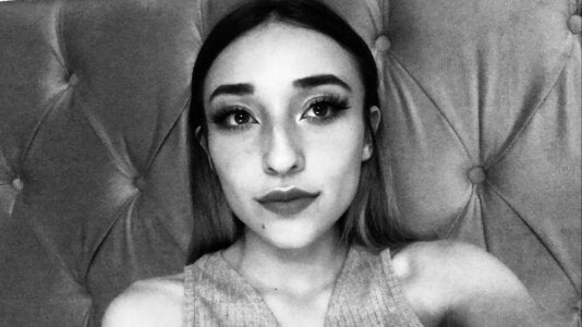 NickiYoungPublic Bild 3