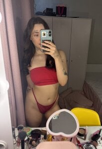 fuckdoll_18 Public Foto