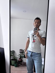 tommysalami129 My pretty little face c: Fotka 4