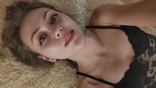 Zdjęcia Mia_Meowkiss Public:  3