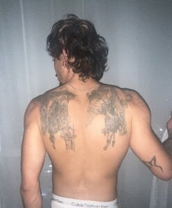 salvadorsneakerfreak Public Pic 2