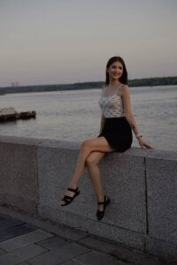 Whitney11_1131 Public Hình 5