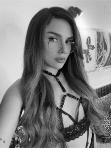 april_summer_ 🖤 Immagine  9