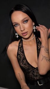 AlisenPlam Public Pic