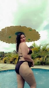 Enjoying a warm weekend 🔥⛺☀️ de valeria_rivera1  9 Imagens