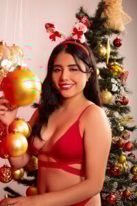 ScarlettPetrova Santa isn’t the only one coming🎄😘 Pic 6