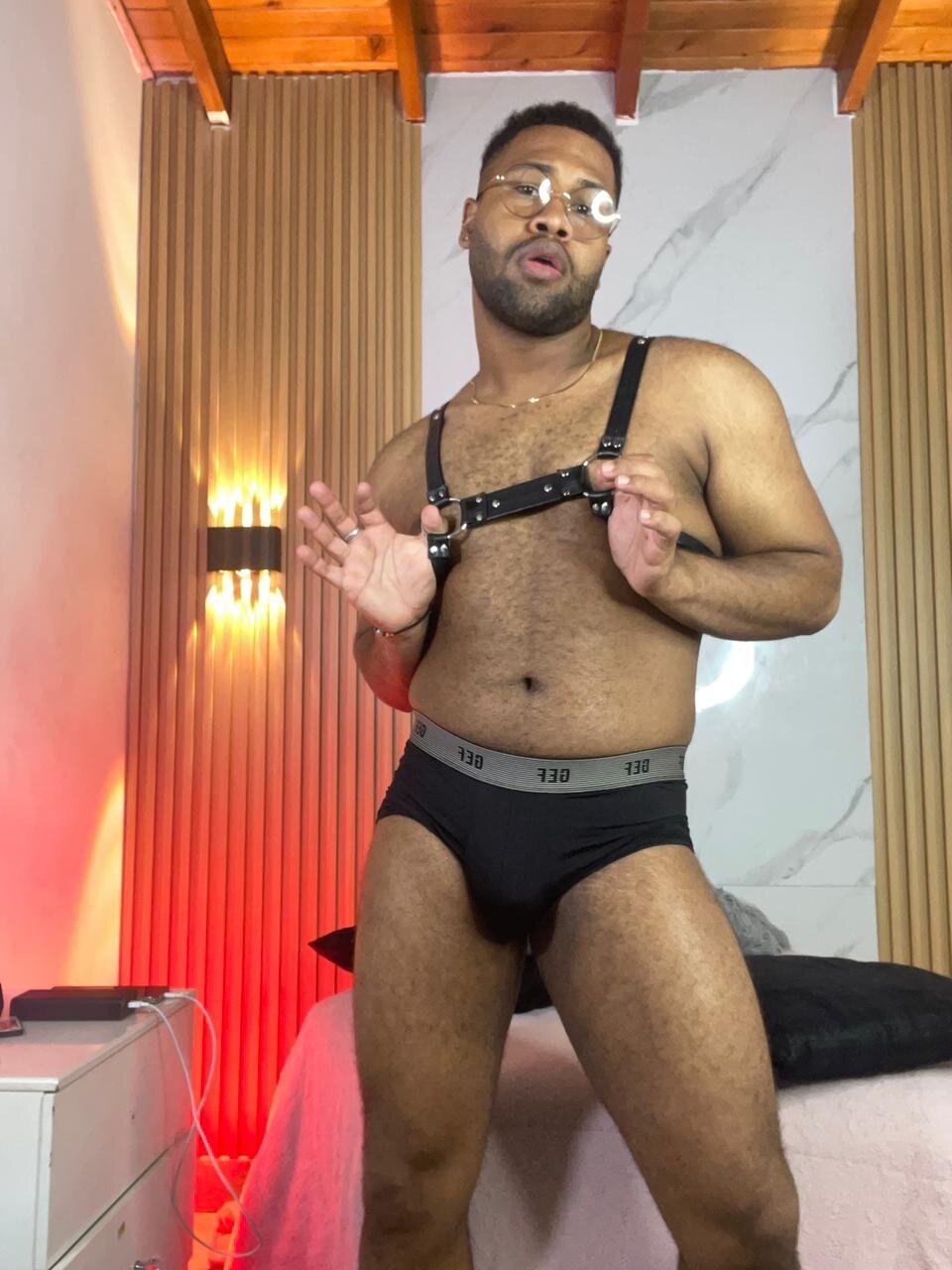 Jeus_Stanley Trendaava kuva 3459