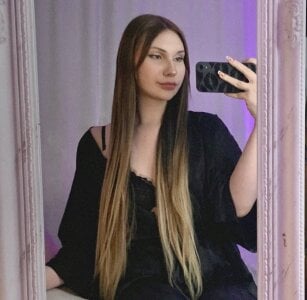 Dianaa_Roseinnocent eyes , innocent lips , innocent body Bild 4