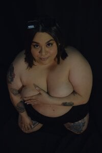 tiffany_laurens photoshoot Pic 4