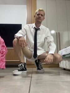 novinho_gostoso_safado Public Pic 6