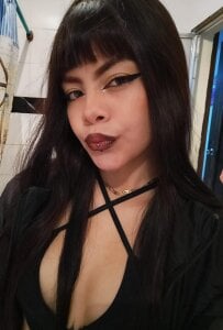 ZARA_EF_ Public Pic 3